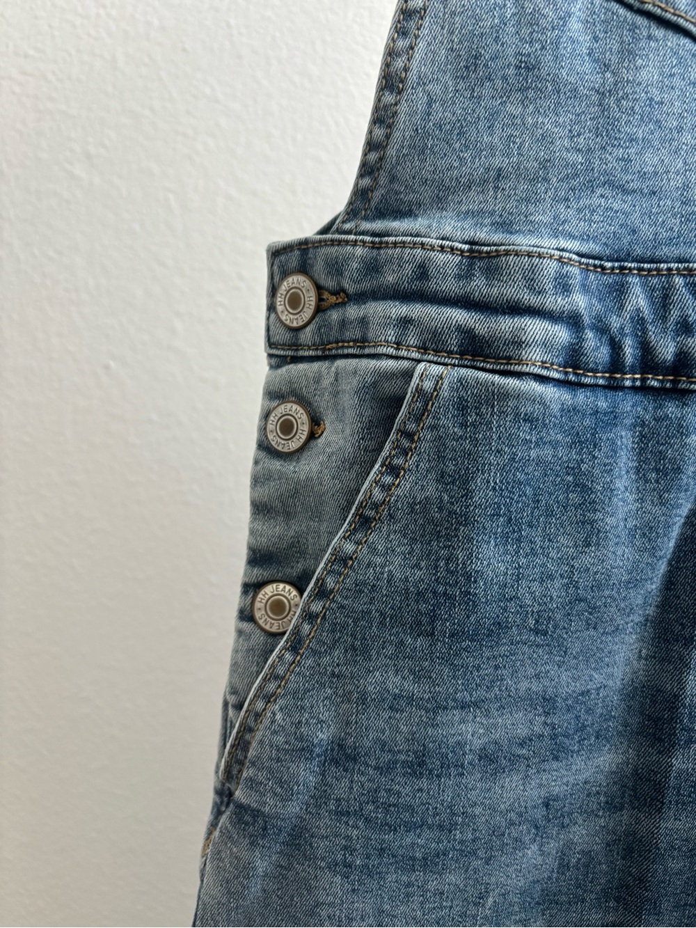 HH Jeans Light Wash Denim Overalls with Red Brand Tag - Picture 3 of 6